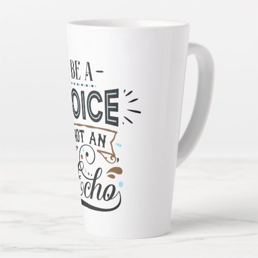 Word een Inspirerend spraakkunst Latte Mok (Rechterhoek)