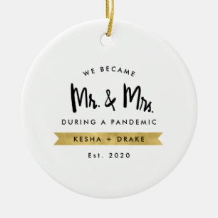 Word Mr & Mrs. Tijdens pandemische keramische sier Keramisch Ornament