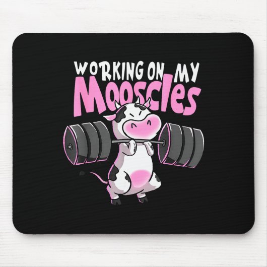 Working On My Mooscles Funny Gym Cow Weightlifting Muismat (Voorkant)