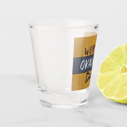 World's Okayest Dad Funny Shot Glas (Links)