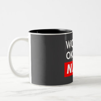 Worlds okayest Nash Tweekleurige Koffiemok
