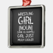 worstelmeisje wit metalen ornament (Links)