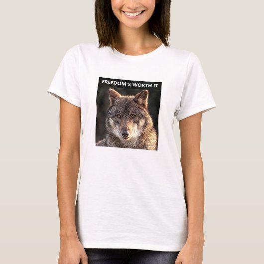 Worth It Wolf (licht) T-shirt (Voorkant)