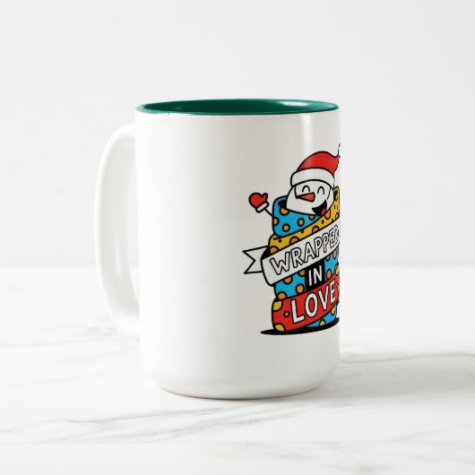 Wrapped in Love Christmas Tweekleurige Koffiemok (Voorkant links)