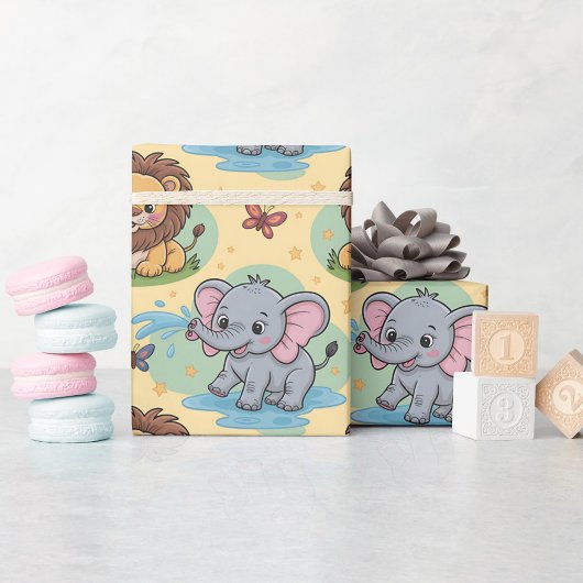 Wrapping paper with cartoon animals cadeaupapier