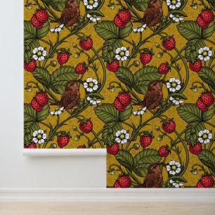 Wrens en aardbeien op mosterd behang