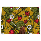 Wrens en aardbeien op mosterd groot cadeauzakje (Voorkant)
