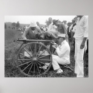 WW1 Pistool machine, 1917 Poster