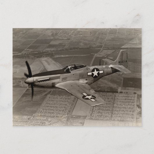 WWII P-51 Mustang in vlucht Briefkaart (Voorkant)