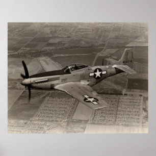 WWII P-51 Mustang in vlucht Poster