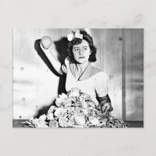 WWII-vrouwen aan het thuisfront / Oorlogsinspannin Briefkaart
