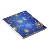 XMAS Blauwe Achtergrond met Golden Snowflakes Notitieblok (Schuin)