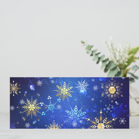 XMAS Blue Background with Golden Snowflakes Aankondiging (Staand voorkant)