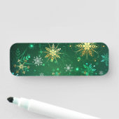 Xmas Golden Snowflakes op groene achtergrond Naamplaatje (In situ)