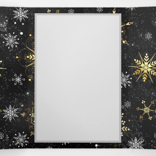 Xmas Golden Snowflakes op zwarte achtergrond Drieluik Aankondiging (Binnenkant midden)