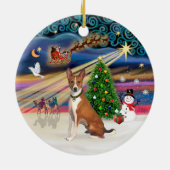 Xmas Magic - Basenji Keramisch Ornament (Achterkant)