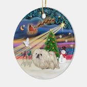 Xmas Magic - Pekinees (wit) Keramisch Ornament (Links)