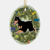 Xmas WreatAgility Doberman Keramisch Ornament (Rechts)