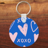 XOXO Hearts Keychain – Cute Blue & Pink Key Ring (Voorkant)
