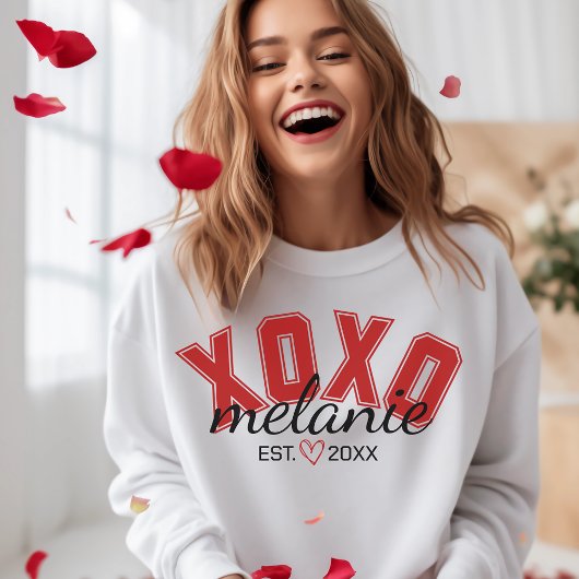XOXO Valentijns's Ontwerpdatum Met Sweatshirt