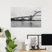 Yaquina Bay Bridge in zwart-wit Poster (Thuiskantoor)