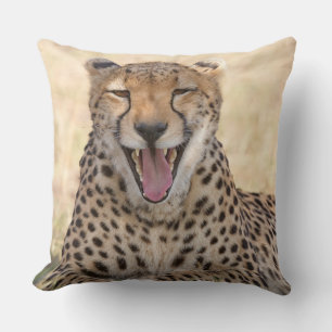 Yawning Cheetah Kussen