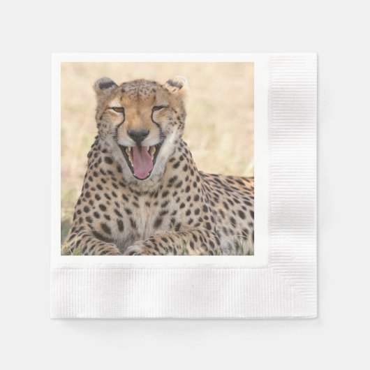Yawning Cheetah Servet (Voorkant)