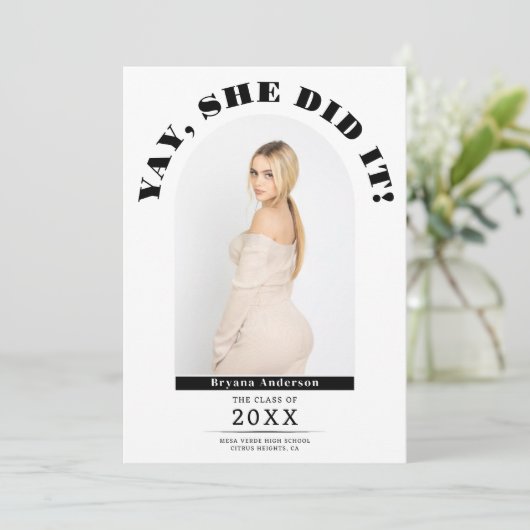 Yay Modern Afstuderen Afstuderen foto aankondiging (Staand voorkant)