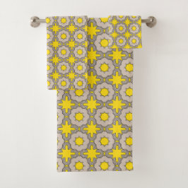 Yellow and green geometric pattern  bad handdoek