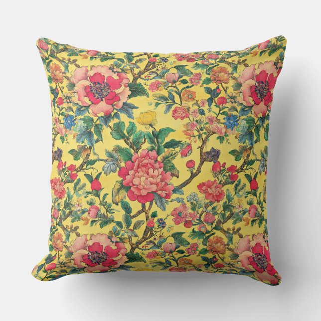 Yellow and Pink Chinoiserie Floral Kussen (Voorkant)