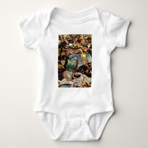 Yellow and Plum Trout Lily en Snagel Shell Romper
