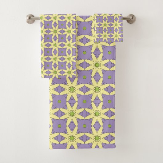 Yellow and purple geometric floral patterned  bad handdoek (Insitu)
