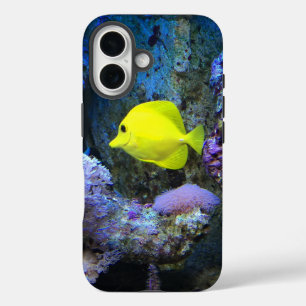Yellow Angelfish en koraal foto iPhone 16 Hoesje