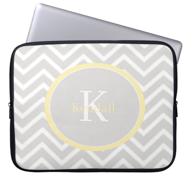 Yellow Chevron Monogram Laptop Sleeve (Voorkant)