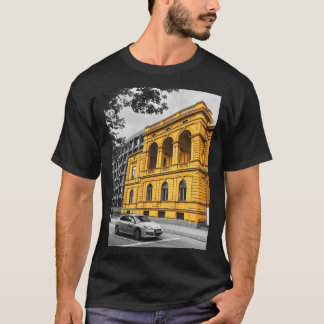 Yellow City Building Minimalistische fotografie T-shirt