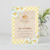 Yellow Classic Picnic Birthday Invitation (Debout devant)