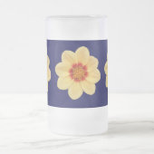 Yellow Dahlia Floral Pattern op Blue Matglas Bierpul (Center)