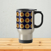 Yellow Dahlia Floral Pattern op Blue Reisbeker