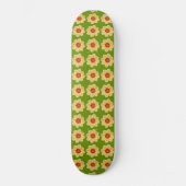 Yellow Dahlia Floral Pattern over Green Skateboard (Voorkant)