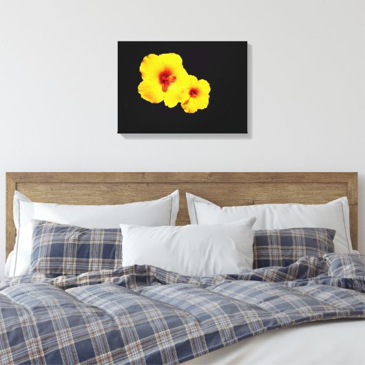 Yellow Hibiscus Canvas print (Insitu (Slaapkamer))