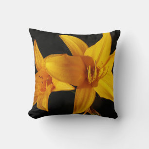 Yellow Orchid Pillow Kussen
