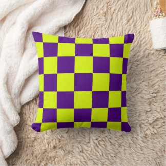 Yellow Purple Checkerboard Pillow Kussen