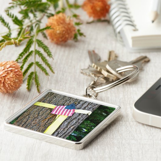 Yellow Ribbon Round Tree & US Flag Sleutelhanger (Zijkant)