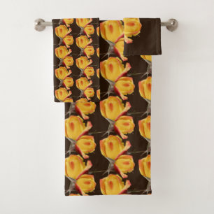 Yellow Rosebud Flowers Bad Handdoek
