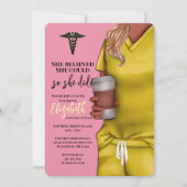 Yellow Scrubs Nursing School Afstuderen Uitnodigin Kaart (Voorkant)