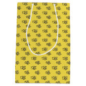 Yellow Summer Bees Pattern Medium Cadeauzakje (Achterkant)