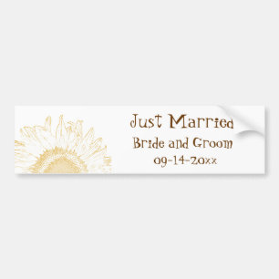 Yellow Sunflower Graphic net getrouwd Bumpersticker