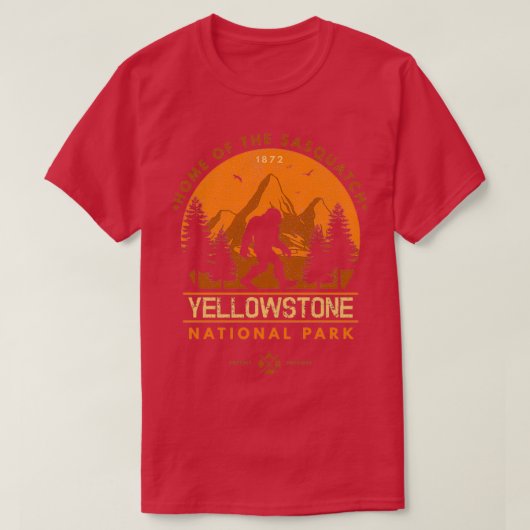 Yellowstone National Park Home of The Sasquatch T-shirt (Design voorkant)