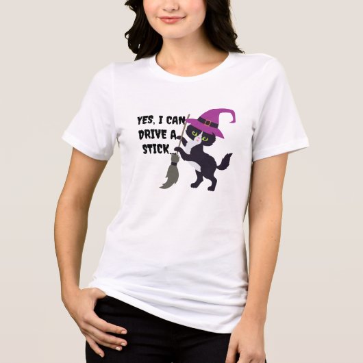 Yes I Can Drive Stick Tee - Funny Halloween Witch Tri-Blend Shirt (Voorkant)