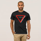 YIELD T-SHIRT (Voorkant volledig)